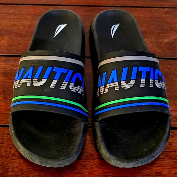 Boys Nautica Flip Flops size 6 - Picture 4 of 4